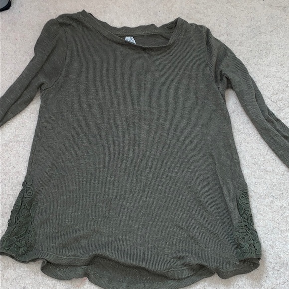 sweater - Picture 1 of 1